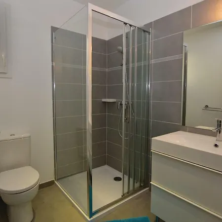 Three-bedroom Holiday In